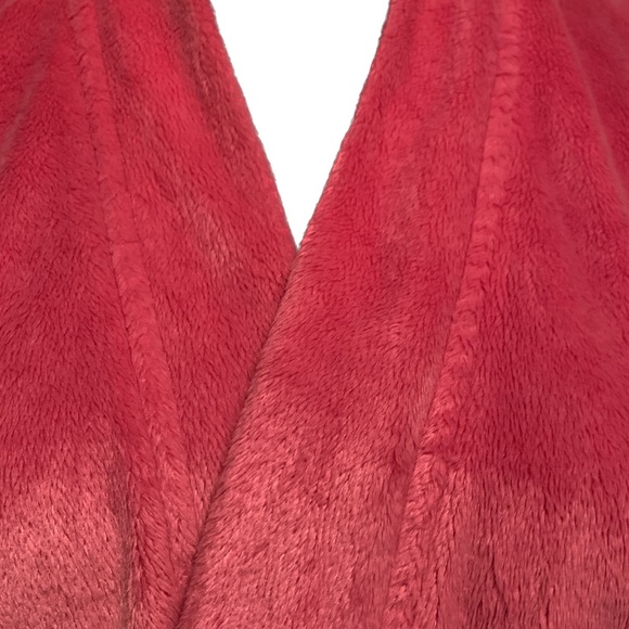 Jennifer Moore Designer Women Robe (Size: S) with bedazzled "Love" back. - Picture 2 of 5